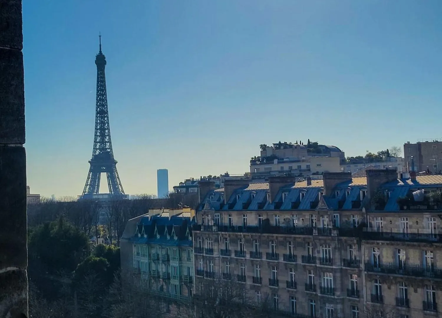 Paris 16 Appartement Avec Vue Sur La Tour Eiffel